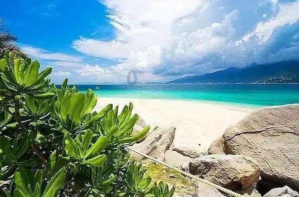 暴风龙 P3 护眼版测评：轻薄护眼的大屏办公助手